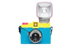 diana-f-cmyk-front_min.jpg?