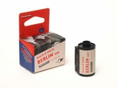 Lomography Berlin Kino B&W 35 mm ISO 400