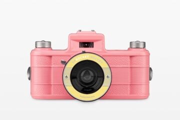 Sprocket Rocket 35 mm Panoramic Camera Strawberry Fusion